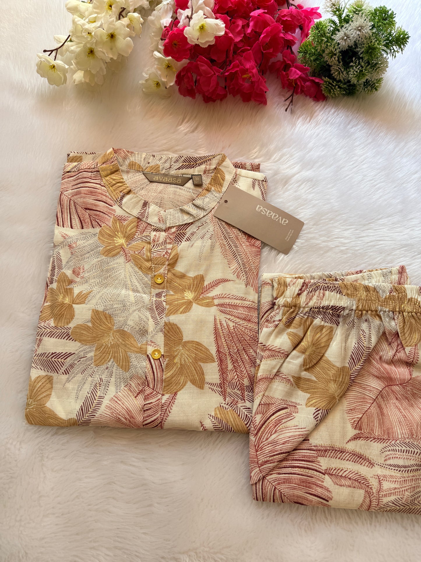 Avaasa kurti pant sets