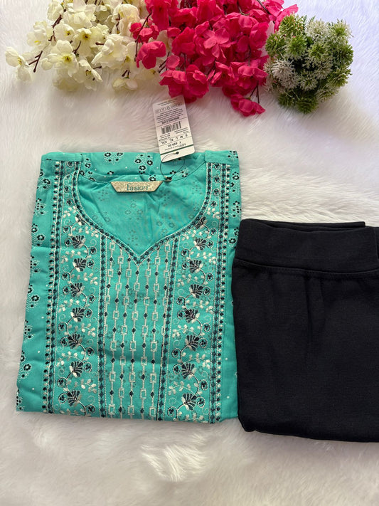 Pocket kurtis with jeggings combo